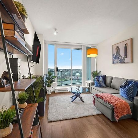 Dazzling Condo By Stadium Downtown With Free Parking Vancouver Dış mekan fotoğraf