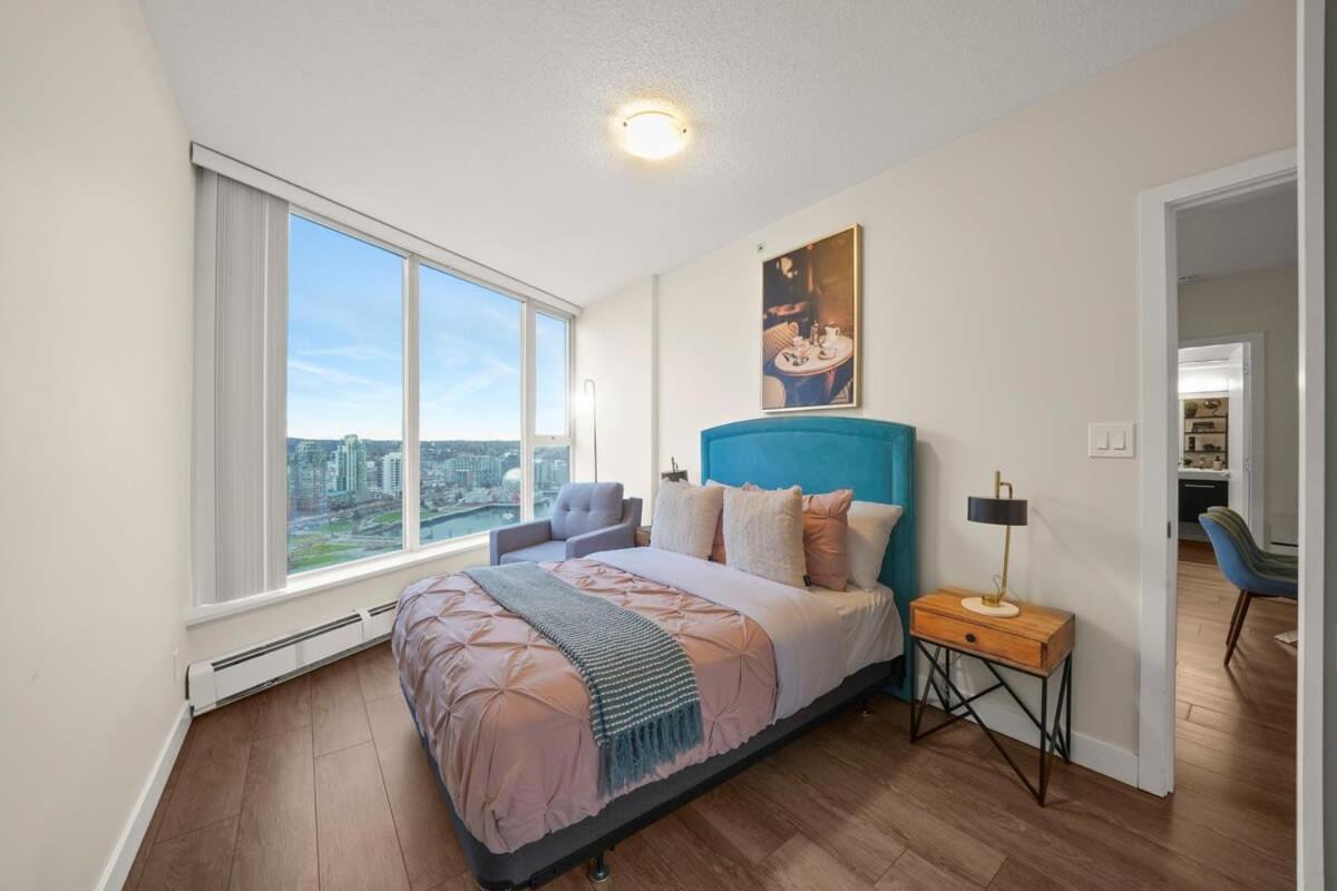 Dazzling Condo By Stadium Downtown With Free Parking Vancouver Dış mekan fotoğraf