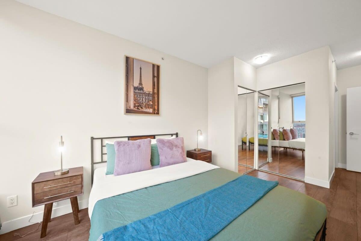 Dazzling Condo By Stadium Downtown With Free Parking Vancouver Dış mekan fotoğraf