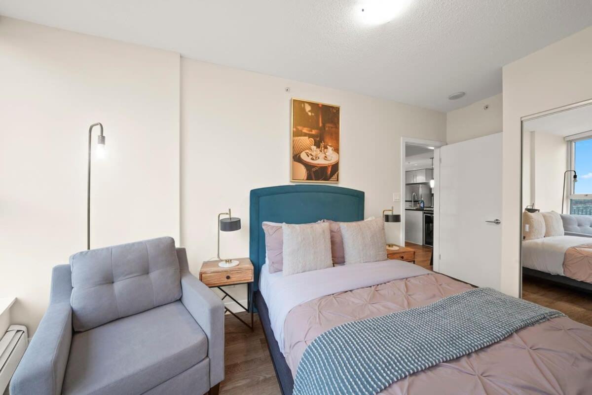 Dazzling Condo By Stadium Downtown With Free Parking Vancouver Dış mekan fotoğraf