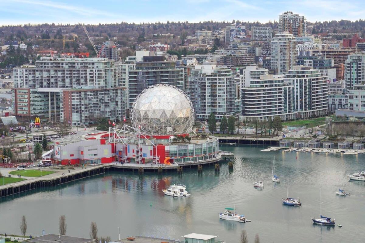 Dazzling Condo By Stadium Downtown With Free Parking Vancouver Dış mekan fotoğraf